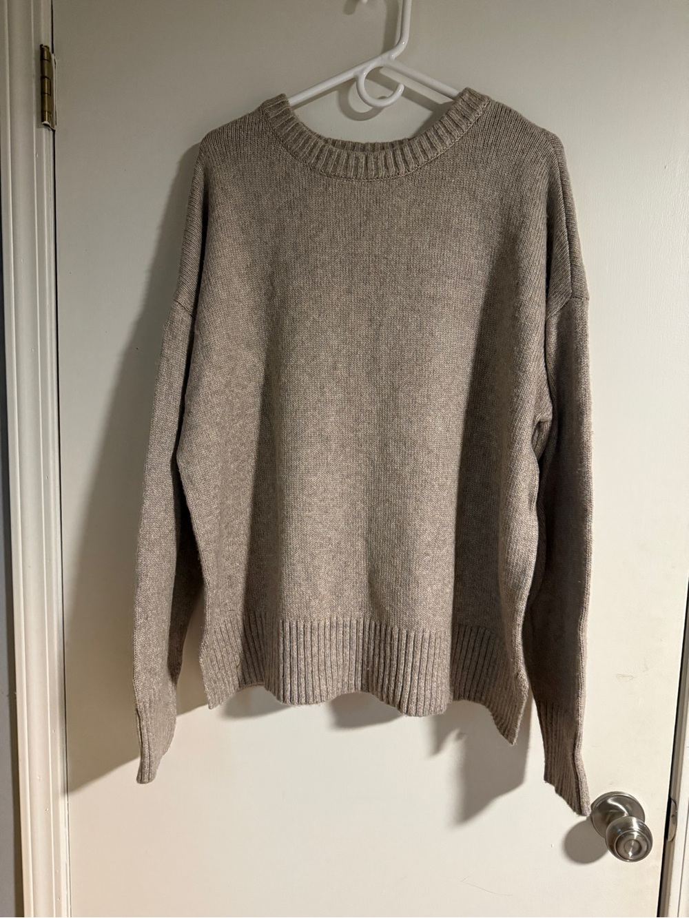 Love Ellie - Women’s Crewneck Sweater in Taupe